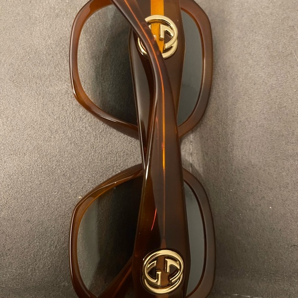 Gucci brown geometric sunglasses authentic preowned like new - Picture 4 of 5